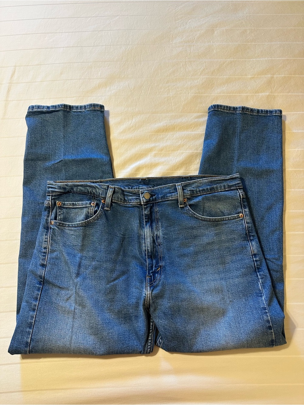 Levi's 505 Men's Straight-Leg Medium Blue Denim Jeans 40x30